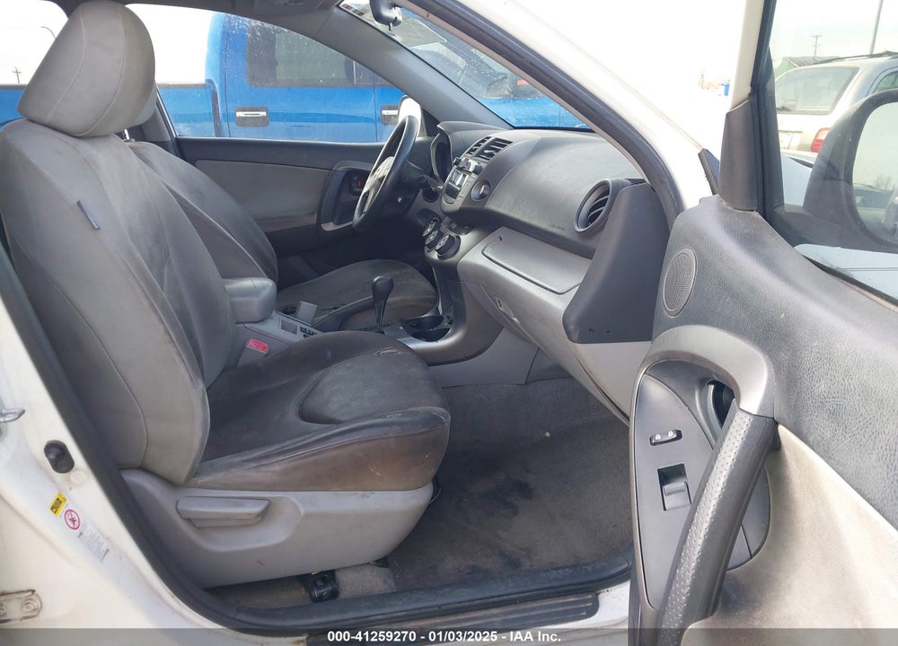 2010 TOYOTA RAV4 VIN: JTMBF4DV8AD028062
