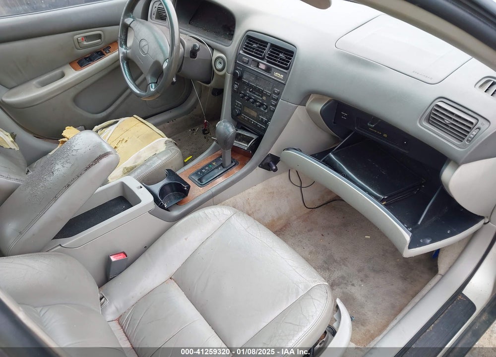 1998 LEXUS ES 300 VIN: JT8BF28G4W0127586