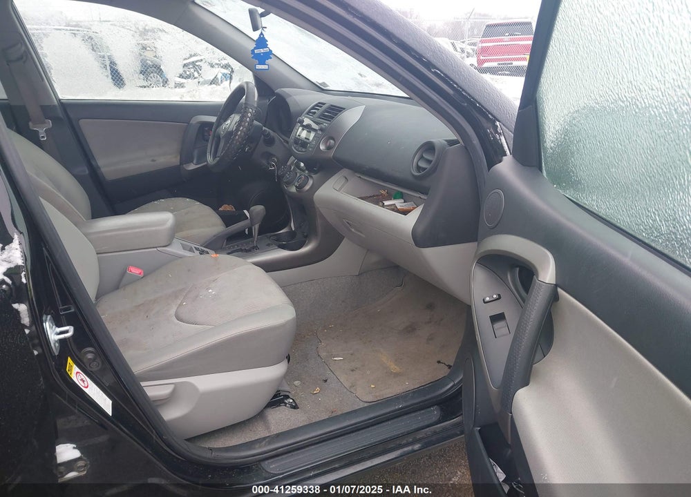 2009 TOYOTA RAV4 VIN: JTMZF33V495011517