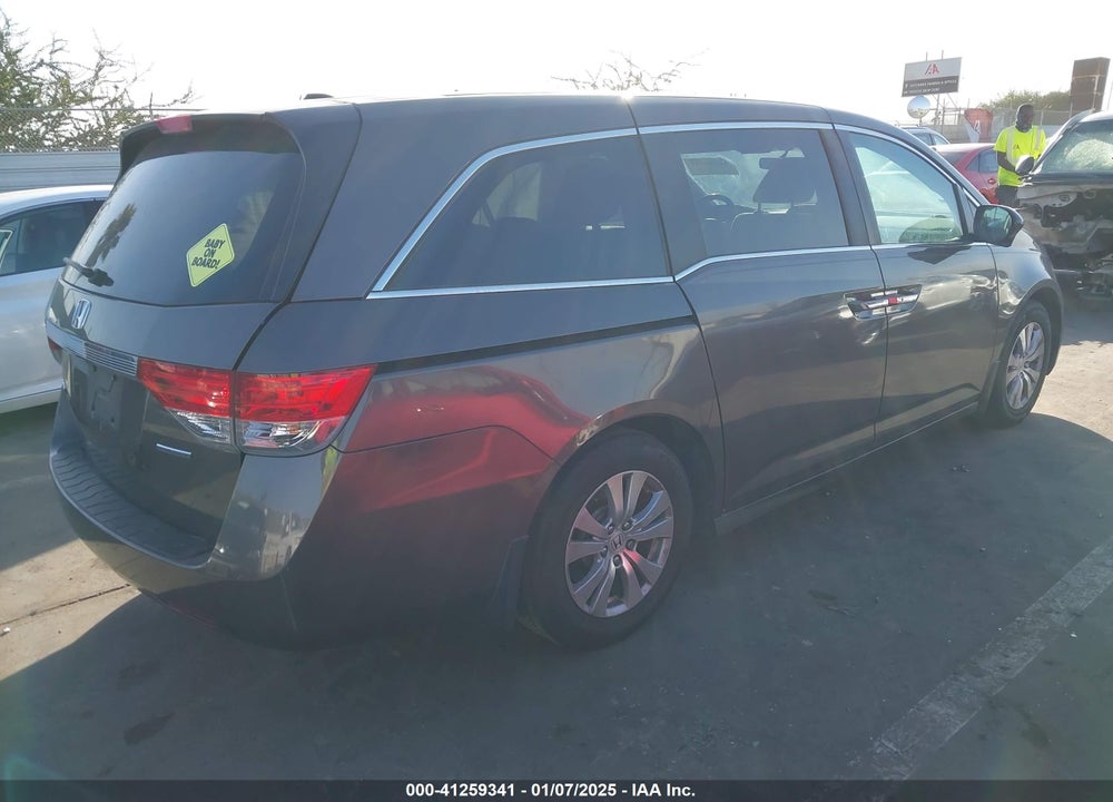 2016 HONDA ODYSSEY SE VIN: 5FNRL5H36GB135585