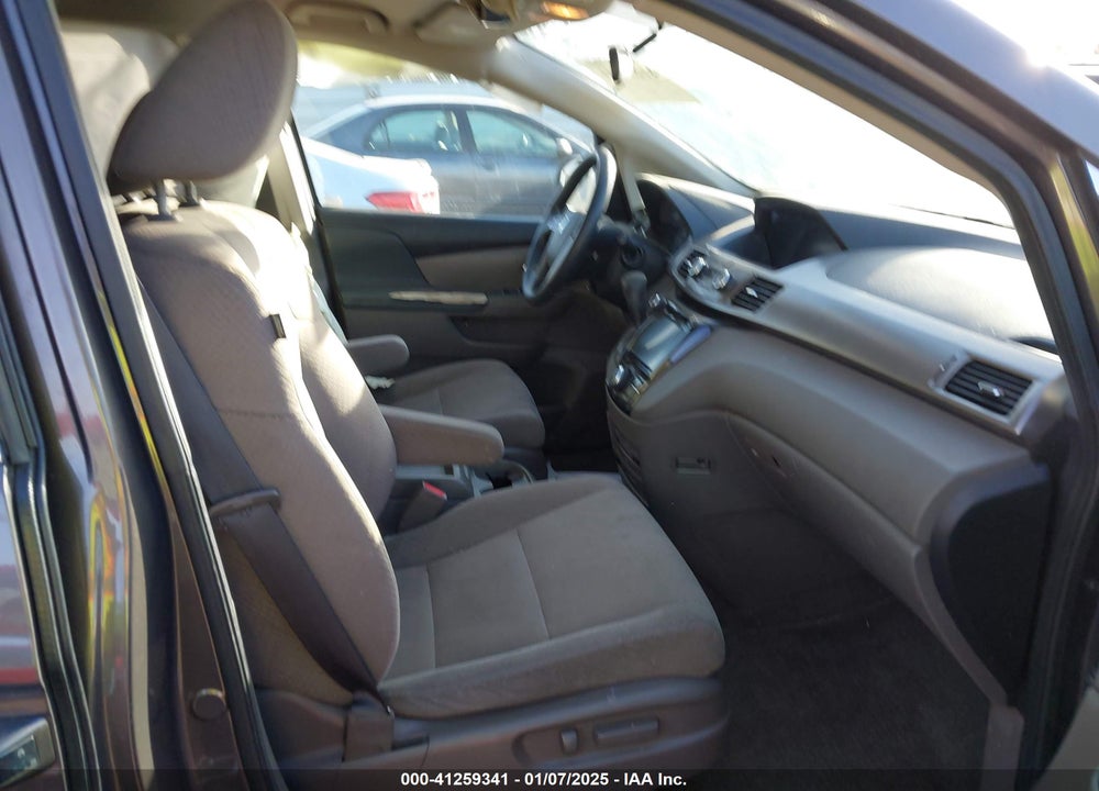 2016 HONDA ODYSSEY SE VIN: 5FNRL5H36GB135585