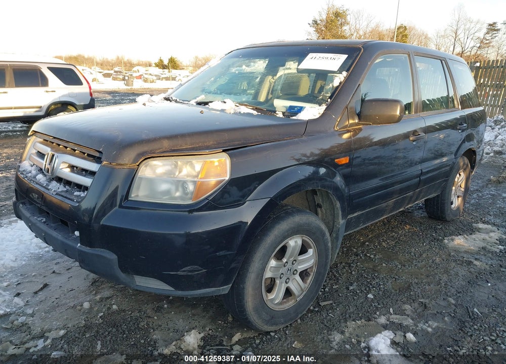 2006 HONDA PILOT LX VIN: 5FNYF28196B016282