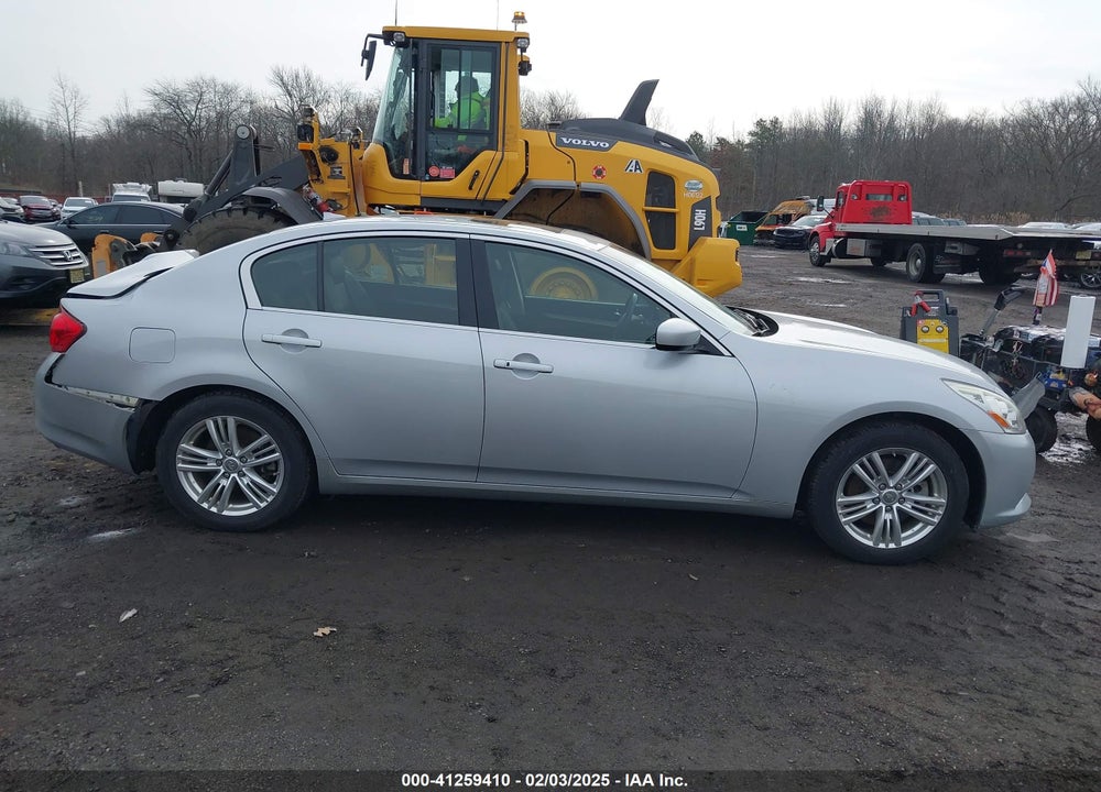 2013 INFINITI G37X VIN: JN1CV6AR3DM358600
