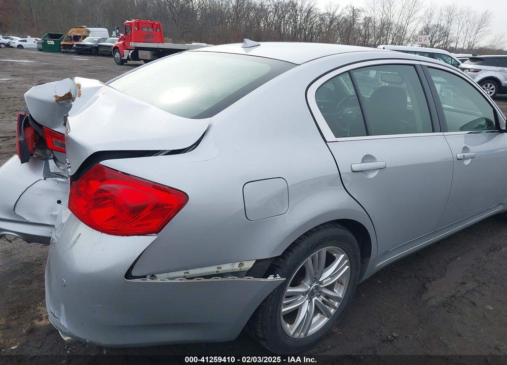 2013 INFINITI G37X VIN: JN1CV6AR3DM358600