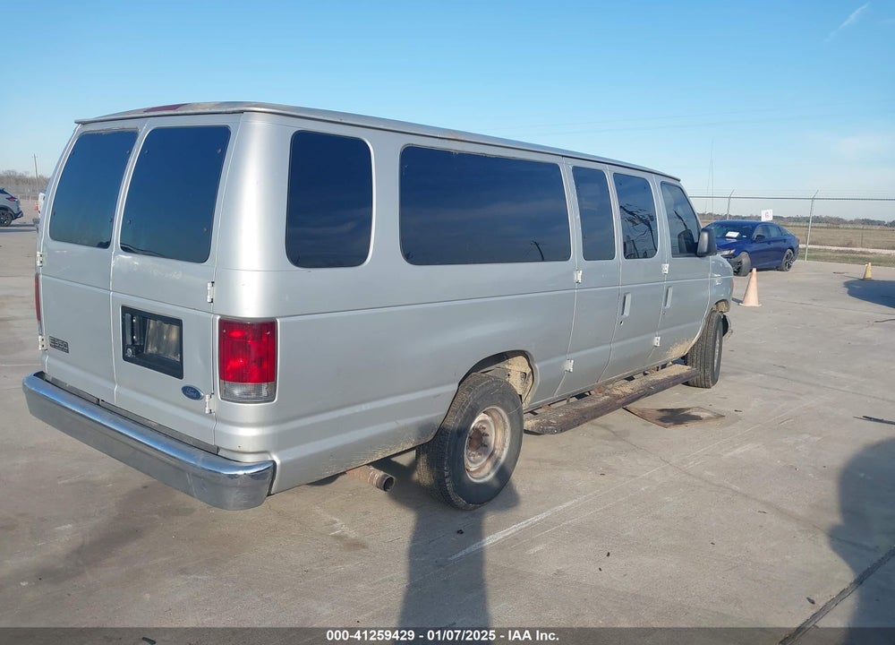 2005 FORD E-350 SUPER DUTY XL/XLT VIN: 1FBSS31L15HB17886