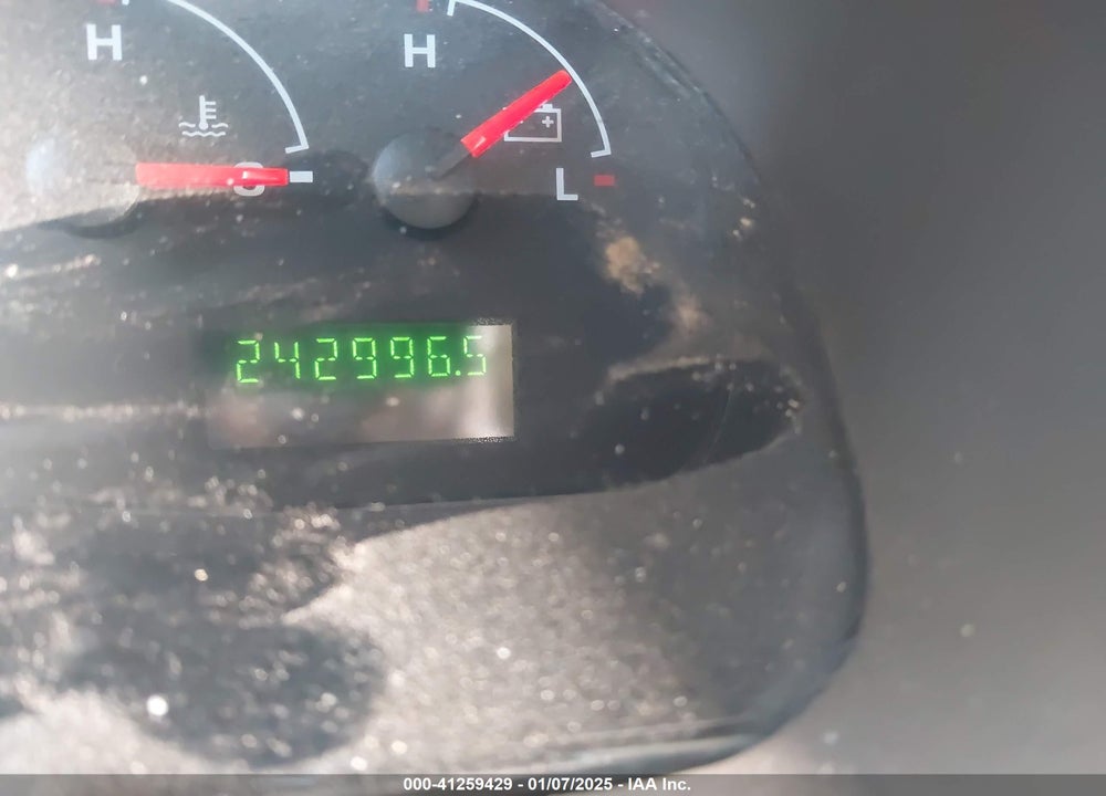 2005 FORD E-350 SUPER DUTY XL/XLT VIN: 1FBSS31L15HB17886