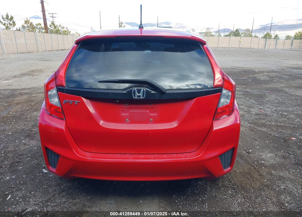 2015 HONDA FIT LX VIN: 3HGGK5H54FM744388