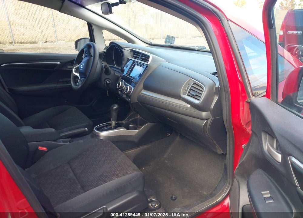 2015 HONDA FIT LX VIN: 3HGGK5H54FM744388