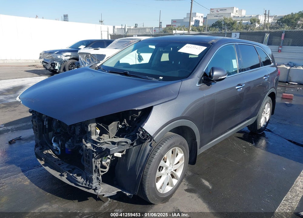 2017 KIA SORENTO 2.4L LX VIN: 5XYPG4A34HG283048