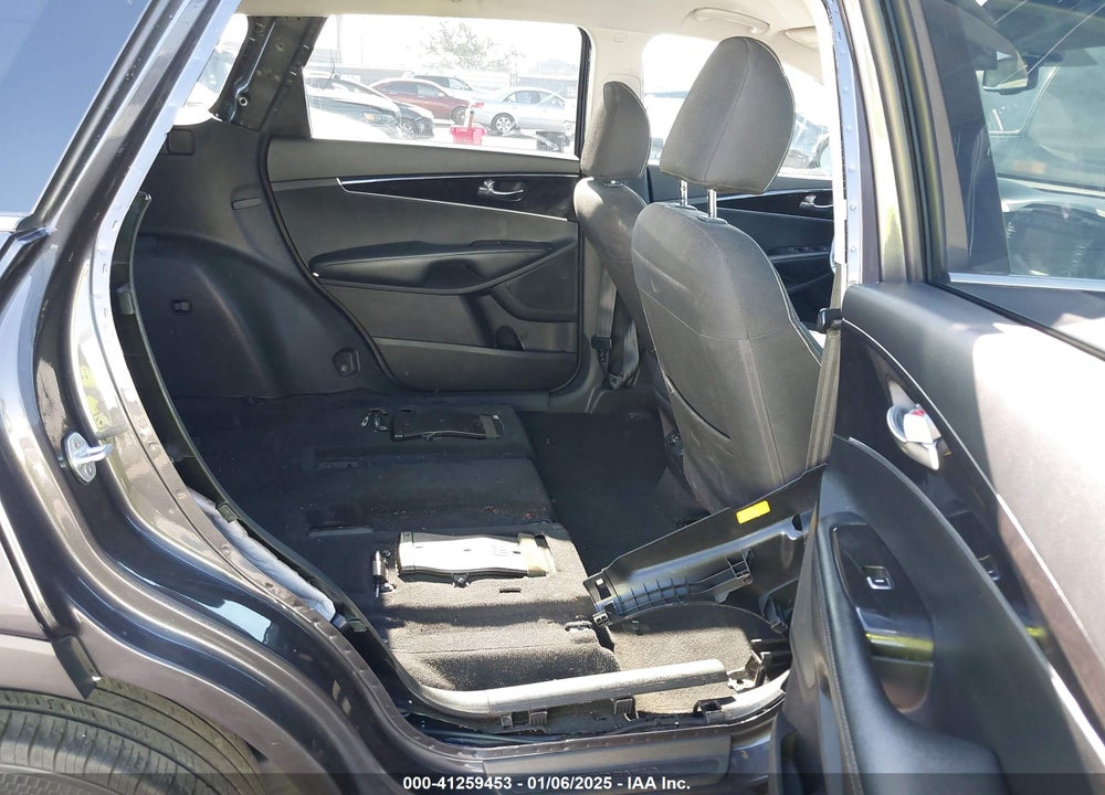 2017 KIA SORENTO 2.4L LX VIN: 5XYPG4A34HG283048