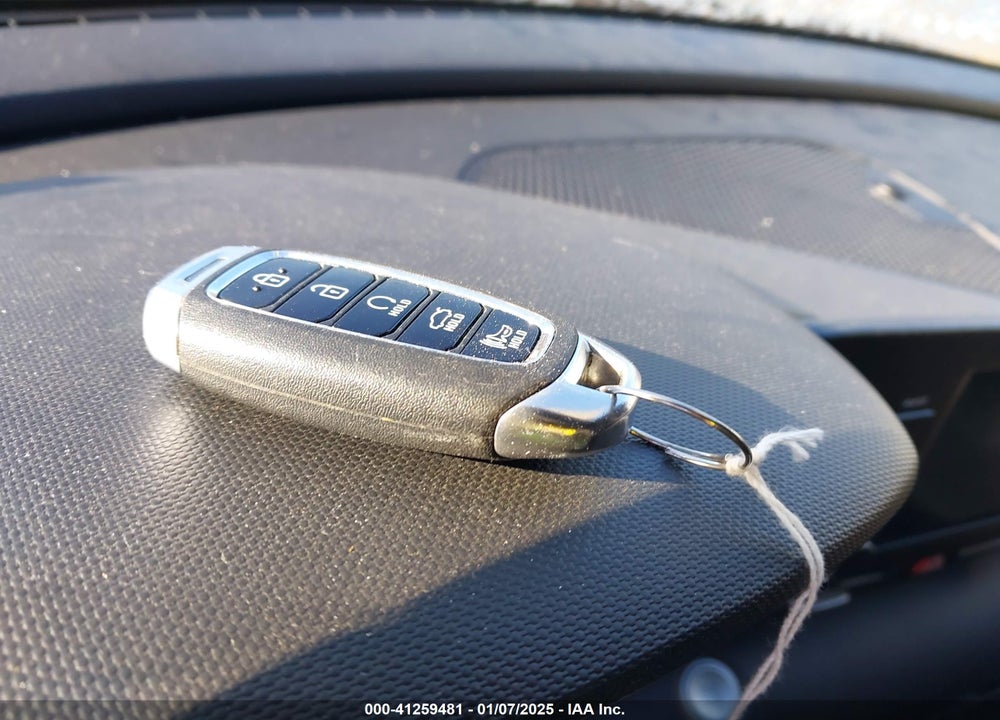 2022 HYUNDAI ELANTRA HYBRID VIN: KMHLM4AJ2NU032038