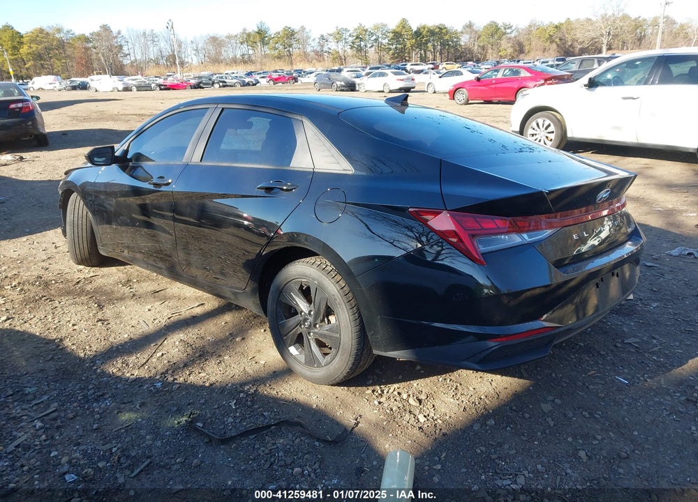 2022 HYUNDAI ELANTRA HYBRID VIN: KMHLM4AJ2NU032038
