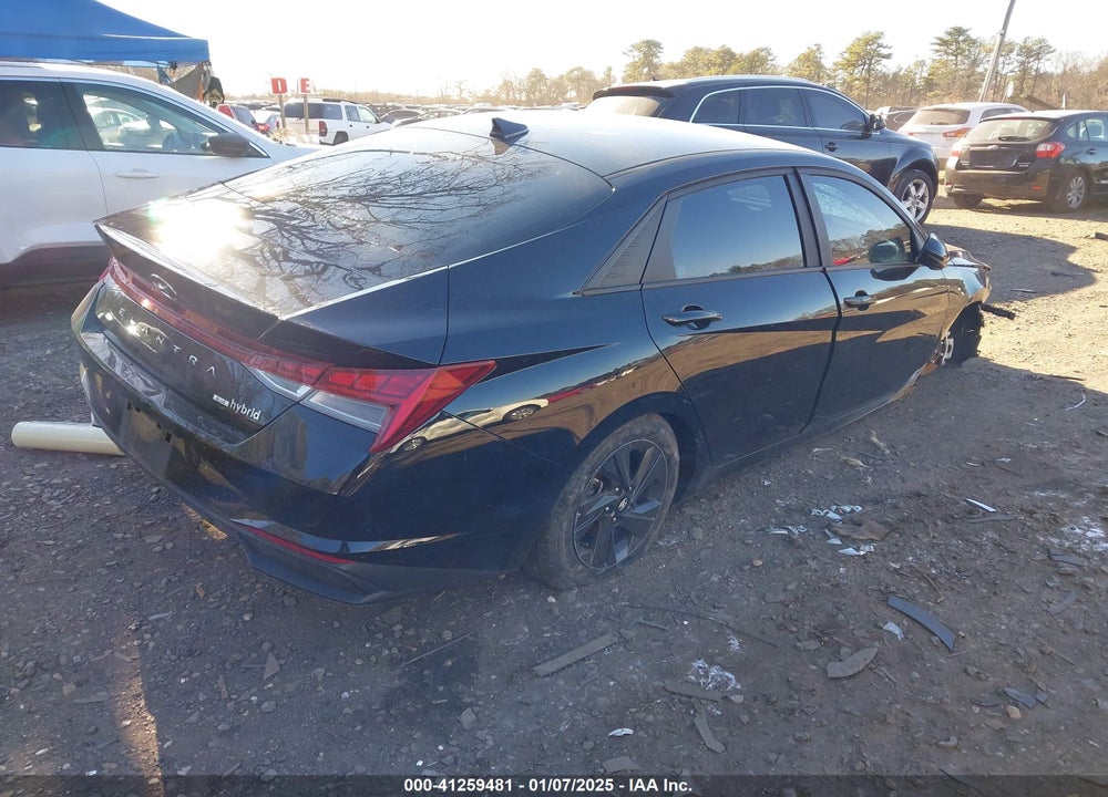 2022 HYUNDAI ELANTRA HYBRID VIN: KMHLM4AJ2NU032038