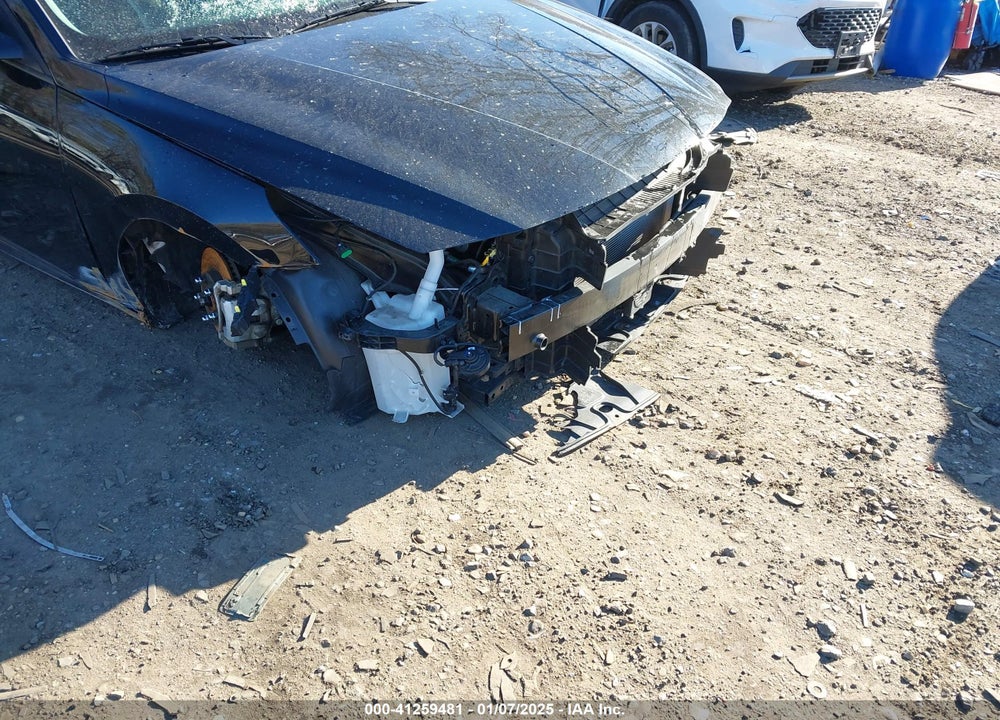 2022 HYUNDAI ELANTRA HYBRID VIN: KMHLM4AJ2NU032038