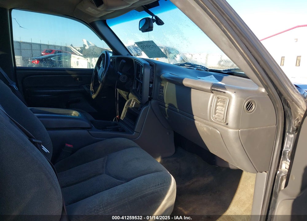 2004 CHEVROLET SILVERADO K1500 VIN: 2GCEK13T041320957