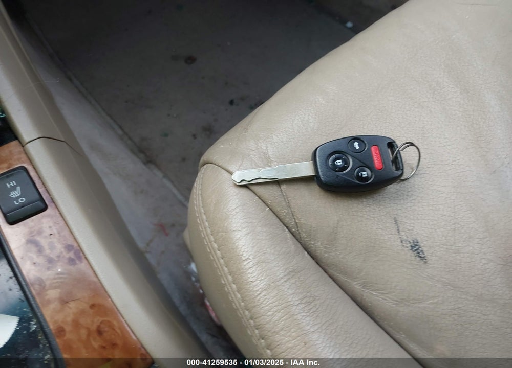 2004 HONDA ACCORD 3.0 EX VIN: 1HGCM66534A016072