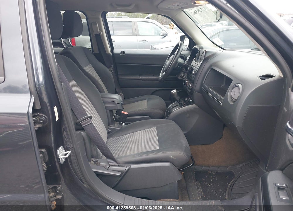 2014 JEEP PATRIOT LATITUDE VIN: 1C4NJRFB8ED759947