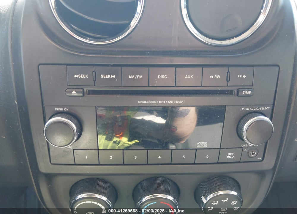 2014 JEEP PATRIOT LATITUDE VIN: 1C4NJRFB8ED759947