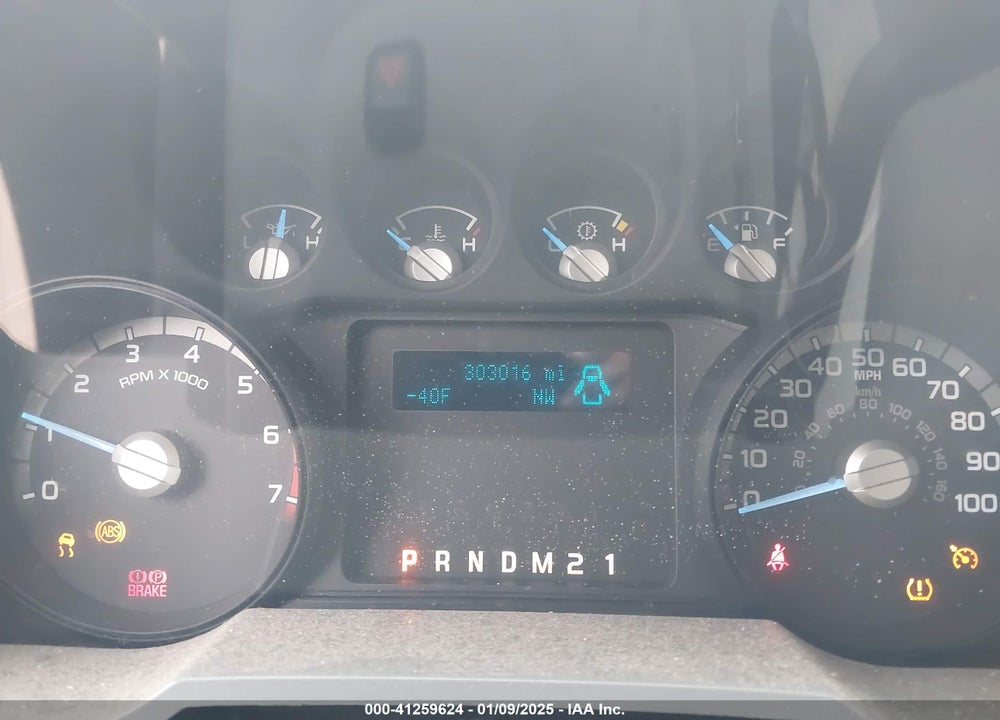 2015 FORD F-350 CHASSIS XL VIN: 1FD8X3E69FED71162