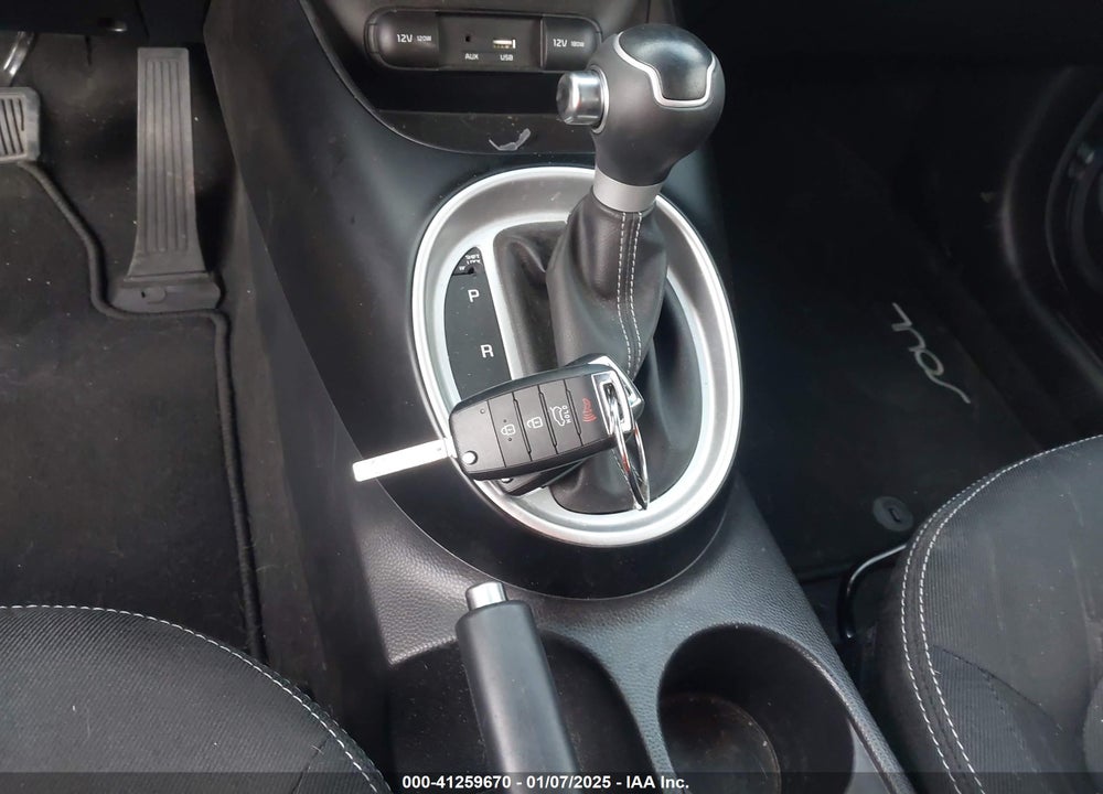 2018 KIA SOUL VIN: KNDJP3A58J7600365