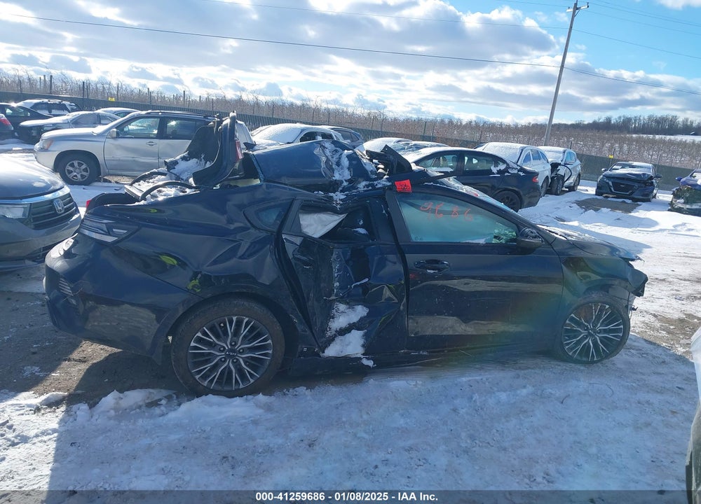 2023 KIA FORTE VIN: 3KPF54AD7PE582944