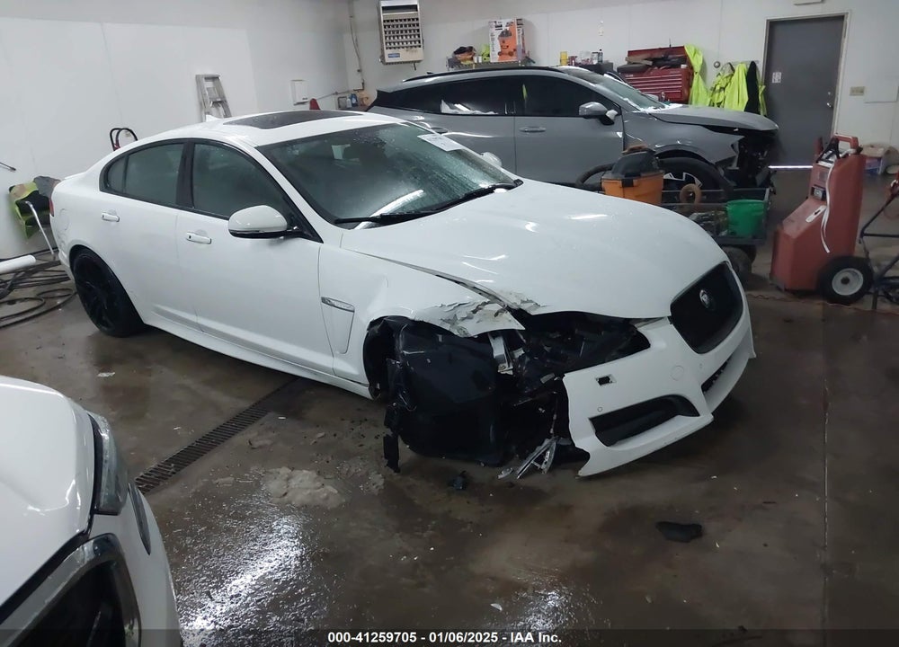 2015 JAGUAR XF 3.0 PORTFOLIO/3.0 SPORT VIN: SAJWJ0FF5F8U48166