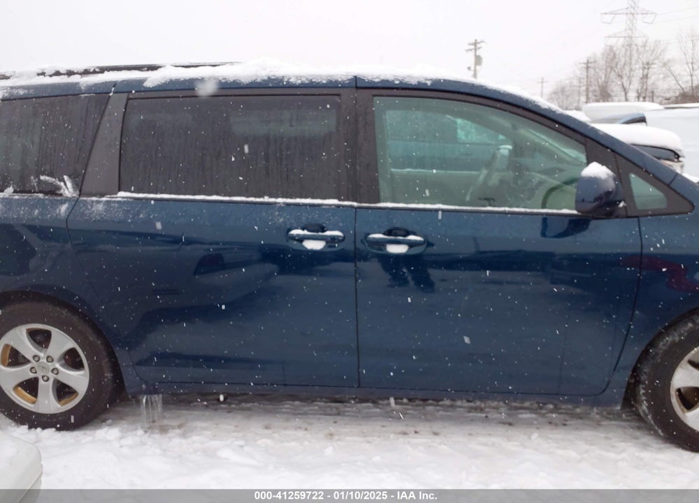 2012 TOYOTA SIENNA LE V6 8 PASSENGER VIN: 5TDKK3DC8CS267056