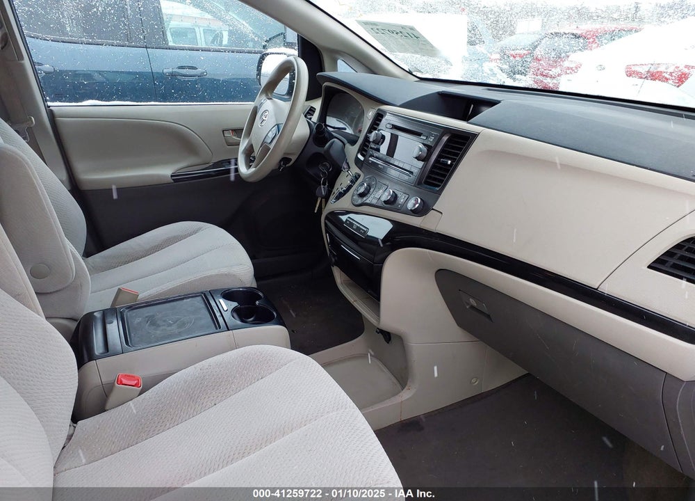 2012 TOYOTA SIENNA LE V6 8 PASSENGER VIN: 5TDKK3DC8CS267056