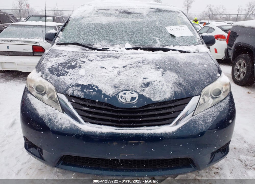 2012 TOYOTA SIENNA LE V6 8 PASSENGER VIN: 5TDKK3DC8CS267056