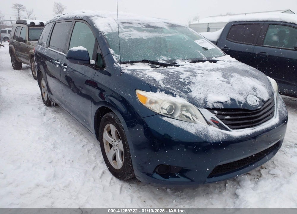 2012 TOYOTA SIENNA LE V6 8 PASSENGER VIN: 5TDKK3DC8CS267056