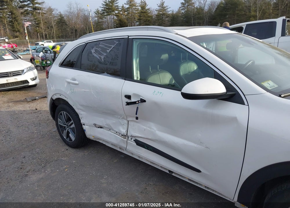 2022 KIA NIRO LXS SE VIN: KNDCB3LC6N5524214
