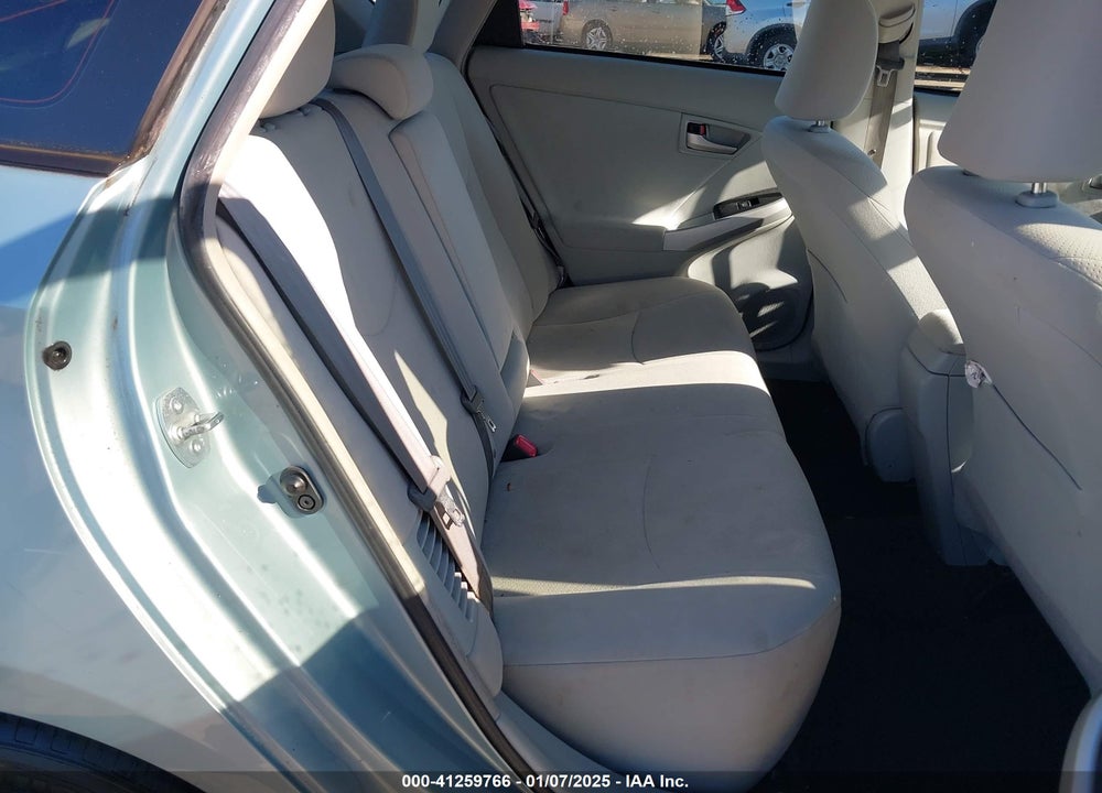 2014 TOYOTA PRIUS TWO VIN: JTDKN3DUXE1835324