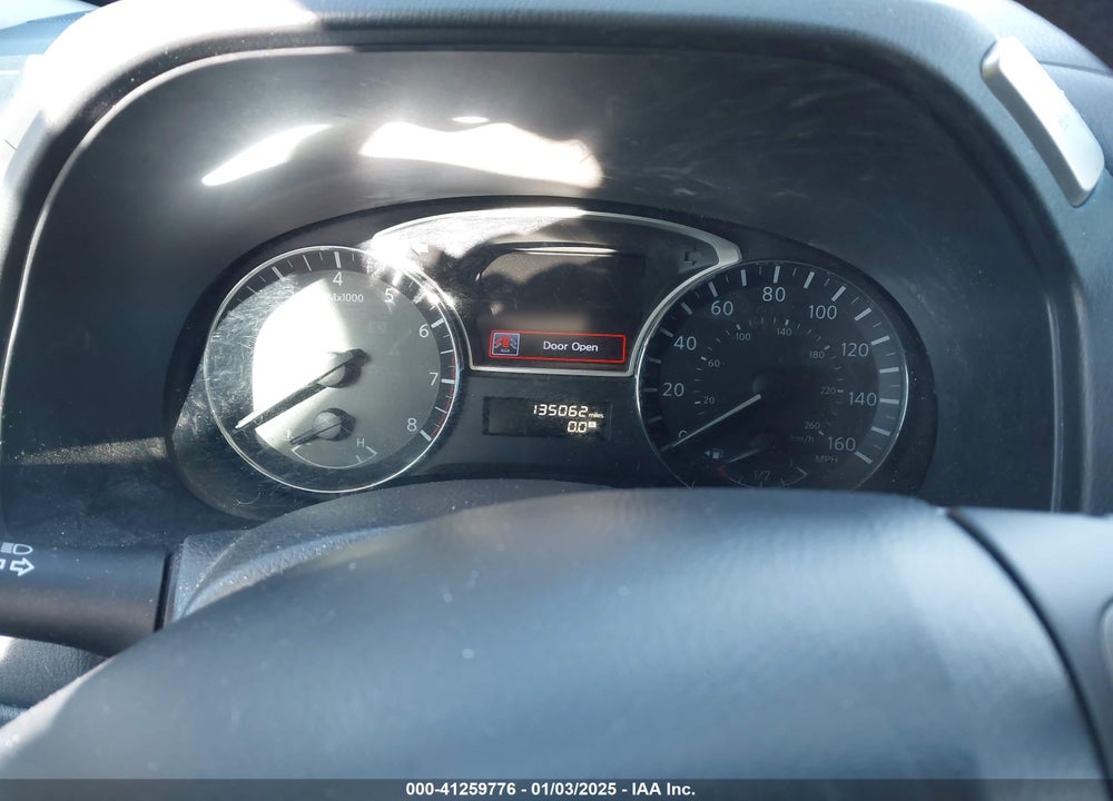 2014 NISSAN PATHFINDER S VIN: 5N1AR2MM2EC714619