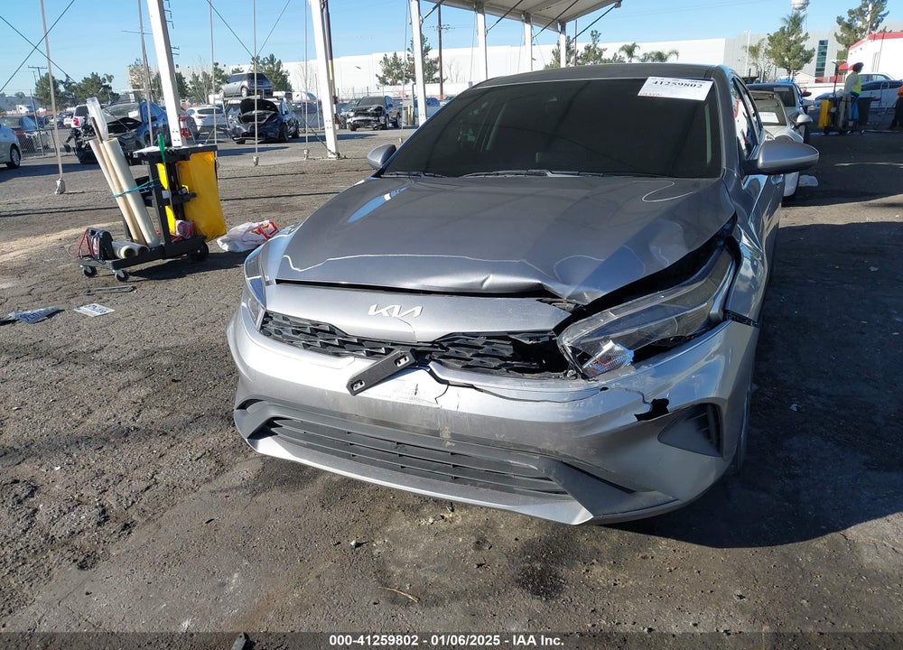 2023 KIA FORTE VIN: 3KPF24AD5PE556657