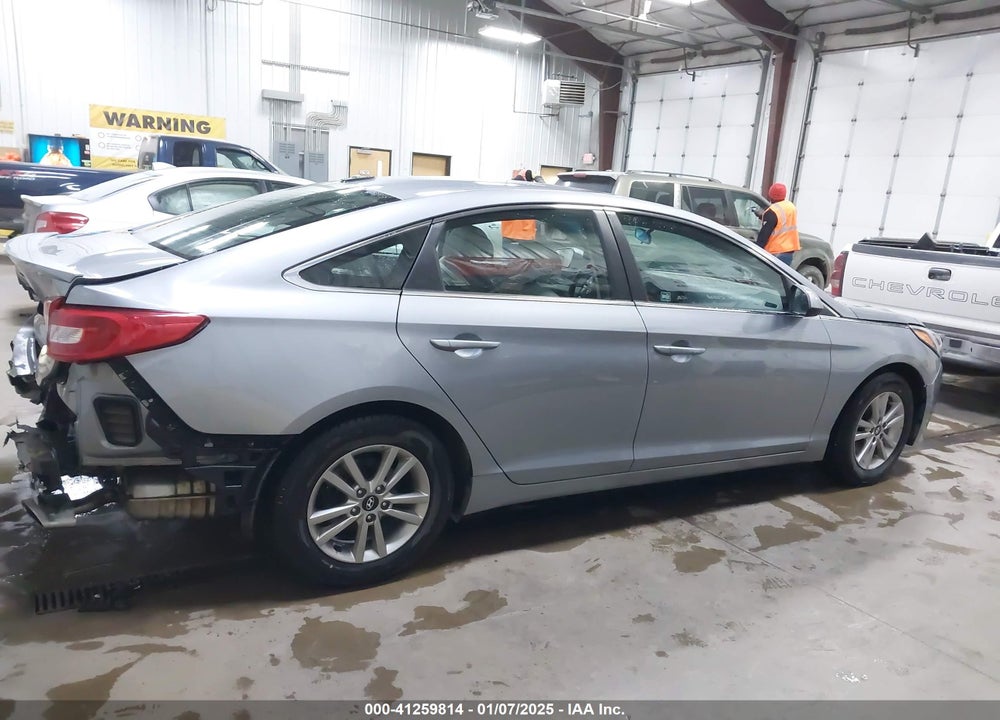 2016 HYUNDAI SONATA VIN: 5NPE24AF7GH403531