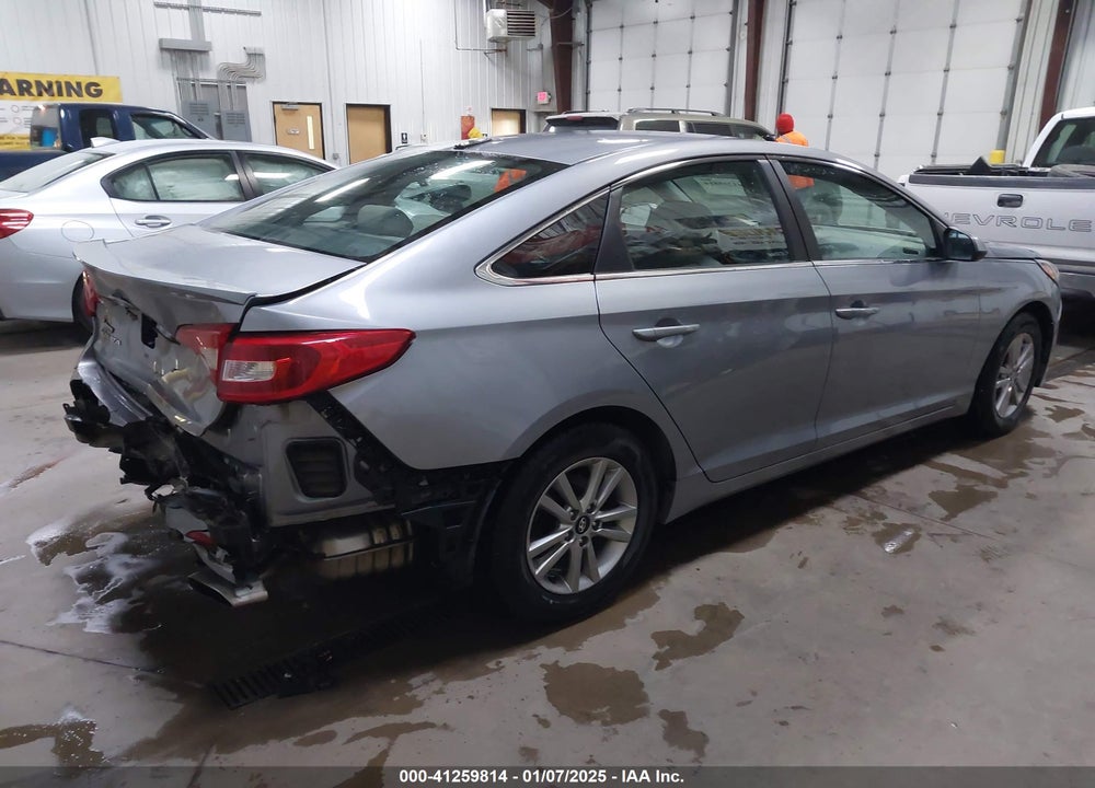 2016 HYUNDAI SONATA VIN: 5NPE24AF7GH403531