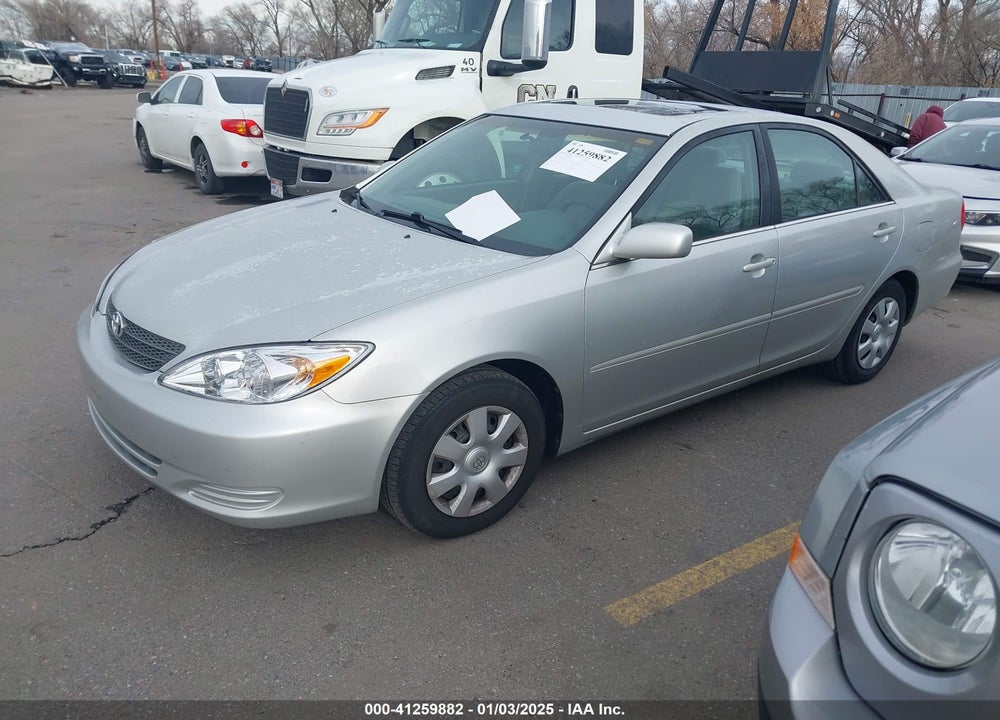 2002 TOYOTA CAMRY LE VIN: 4T1BE32K62U565502