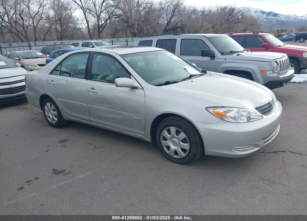 2002 TOYOTA CAMRY LE VIN: 4T1BE32K62U565502