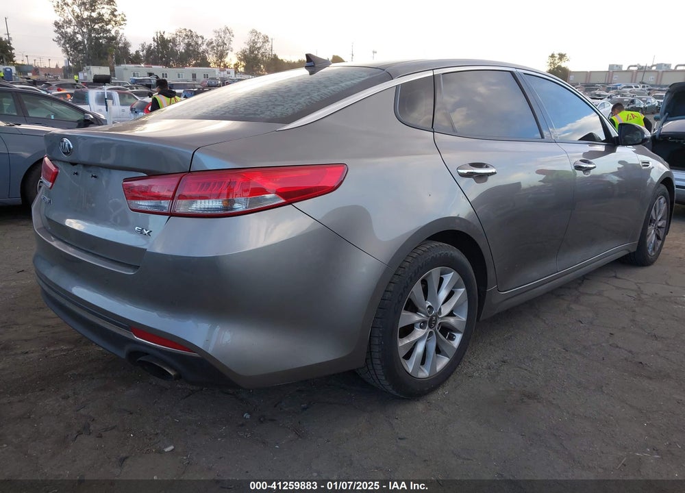 2016 KIA OPTIMA EX VIN: 5XXGU4L31GG094947