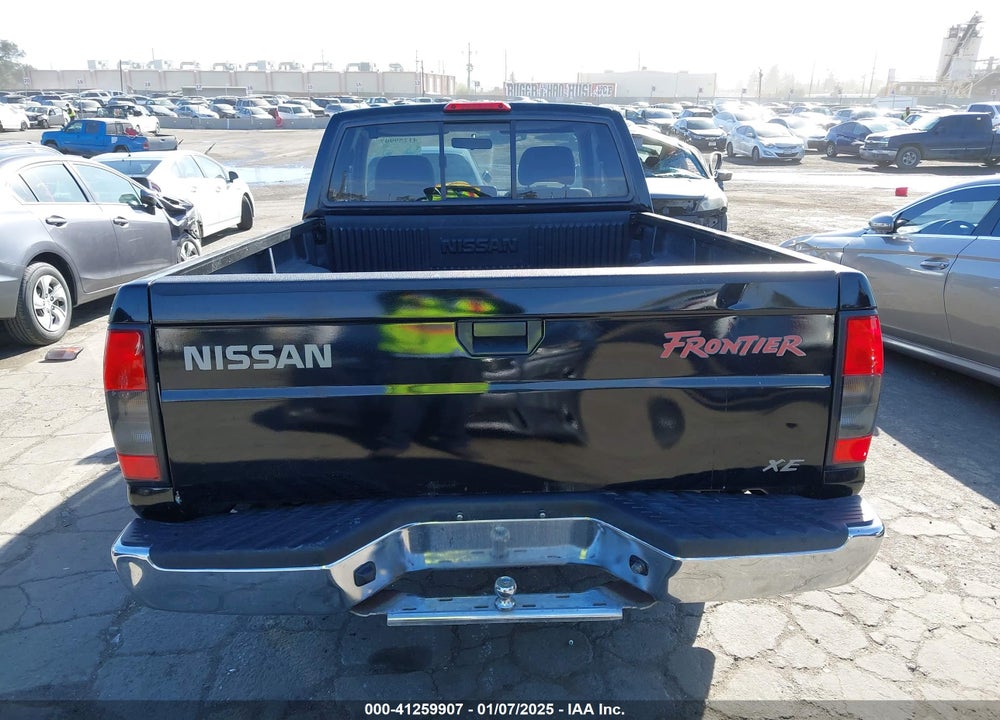 2000 NISSAN FRONTIER XE VIN: 1N6DD26S0YC317469