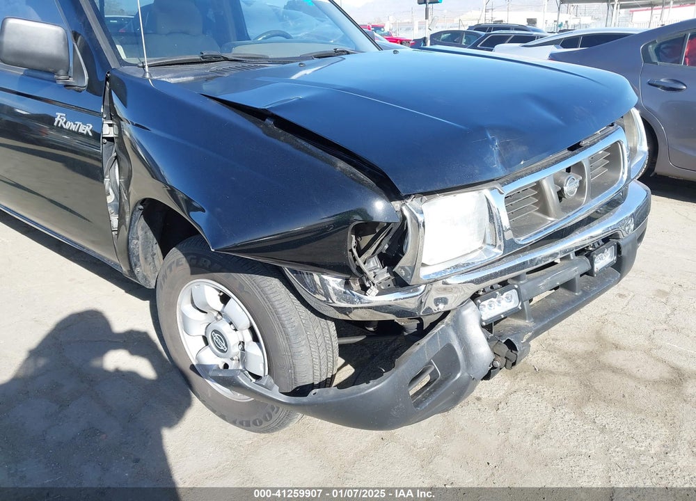 2000 NISSAN FRONTIER XE VIN: 1N6DD26S0YC317469