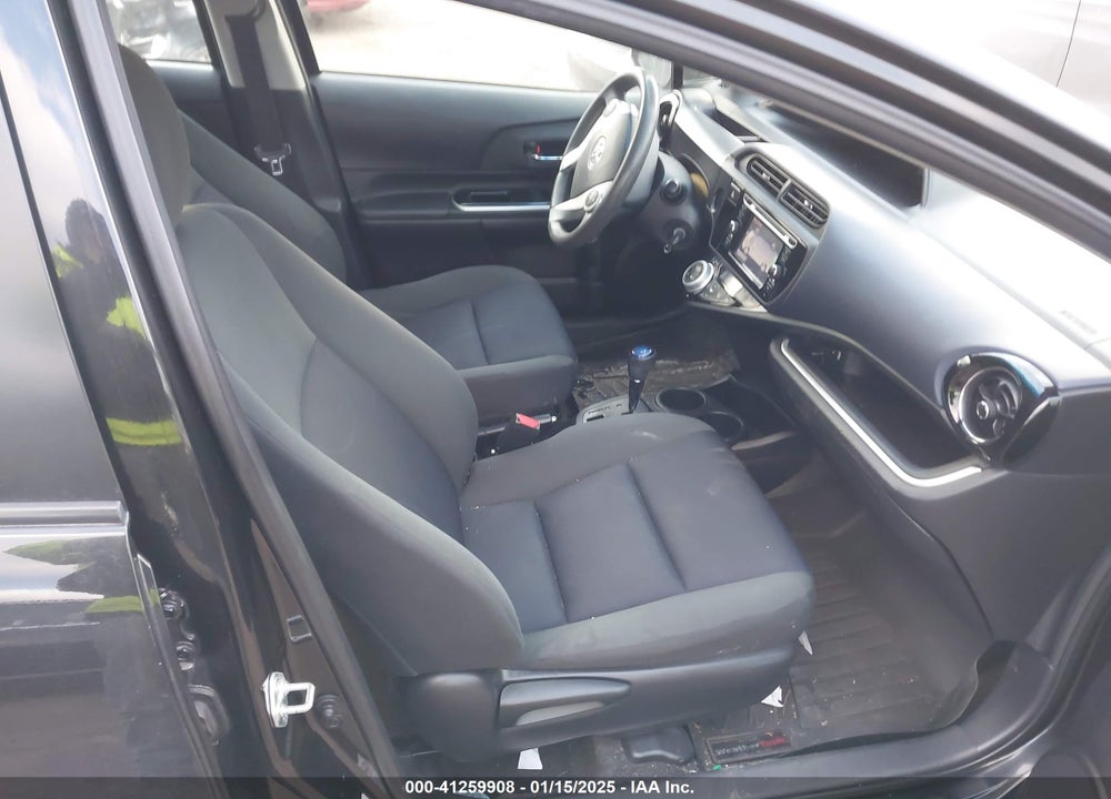 2015 TOYOTA PRIUS C TWO VIN: JTDKDTB34F1575744