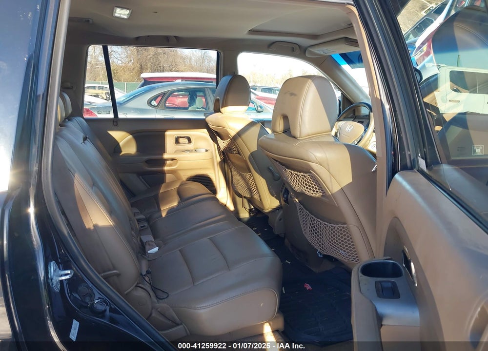 2008 HONDA PILOT EX-L VIN: 5FNYF18788B003265