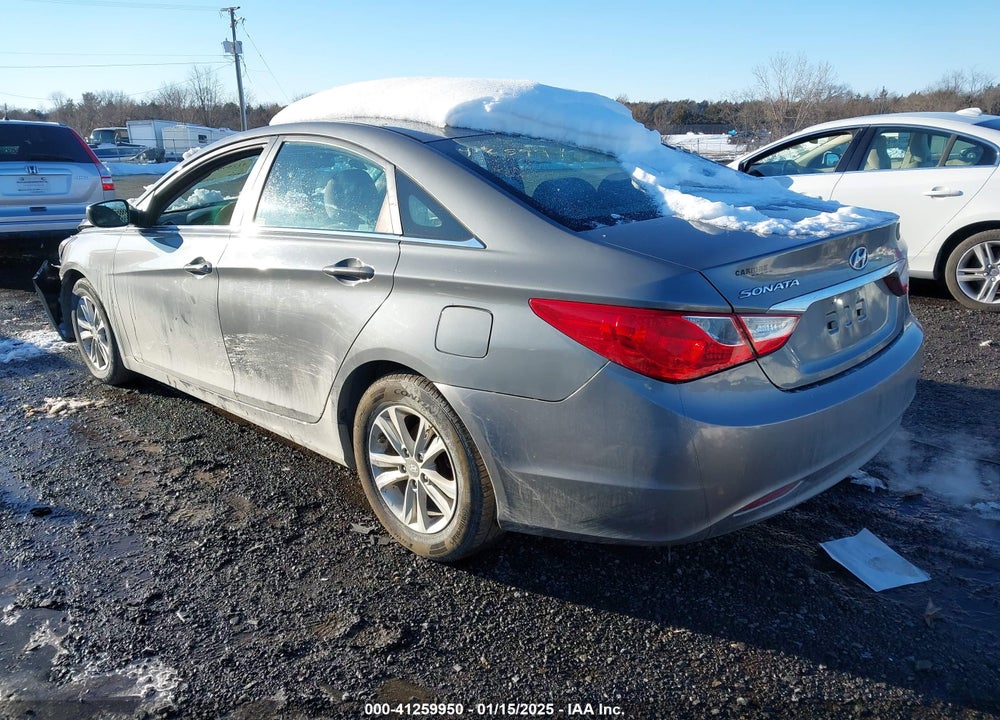 2013 HYUNDAI SONATA VIN: 5NPEB4AC5DH753337