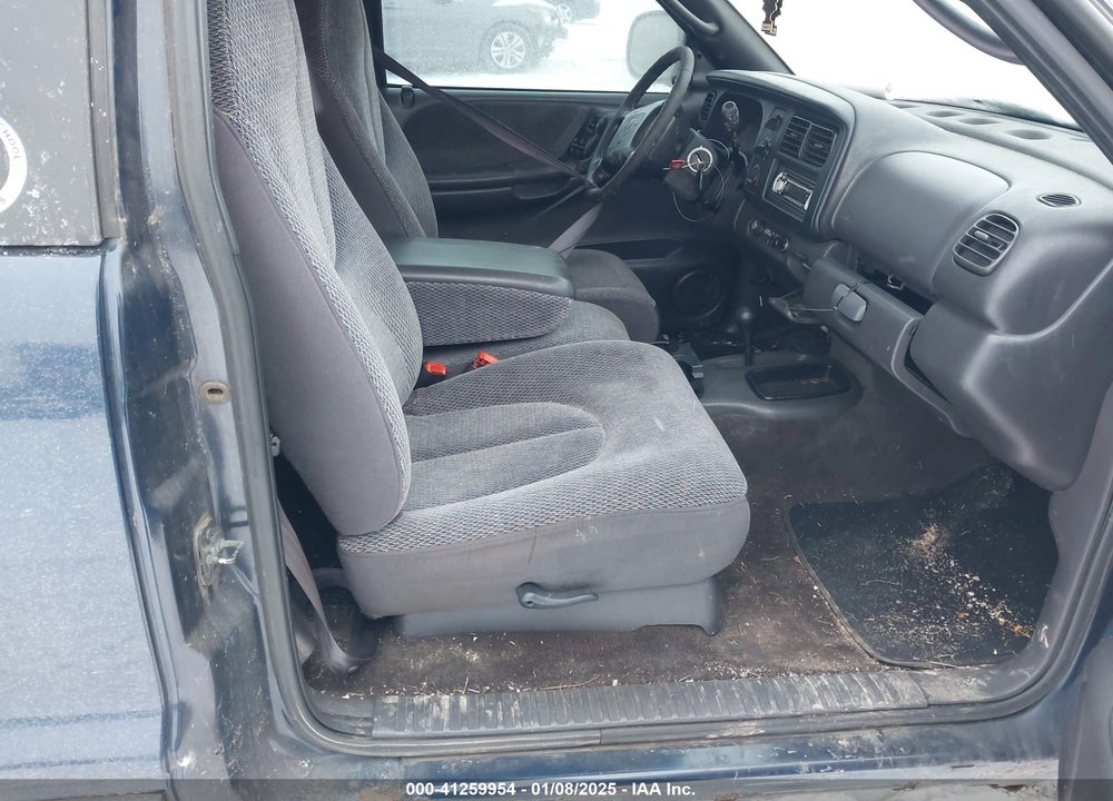 2000 DODGE DAKOTA SLT/SPORT VIN: 1B7GG22N9YS567712