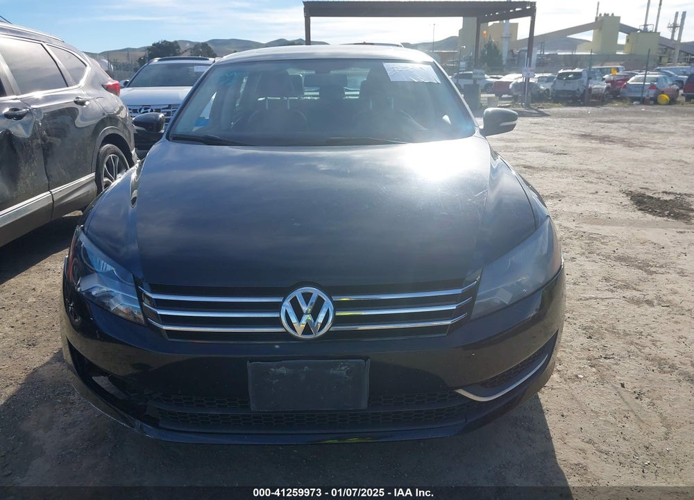 2013 VOLKSWAGEN PASSAT 2.5L SE VIN: 1VWBP7A31DC063695