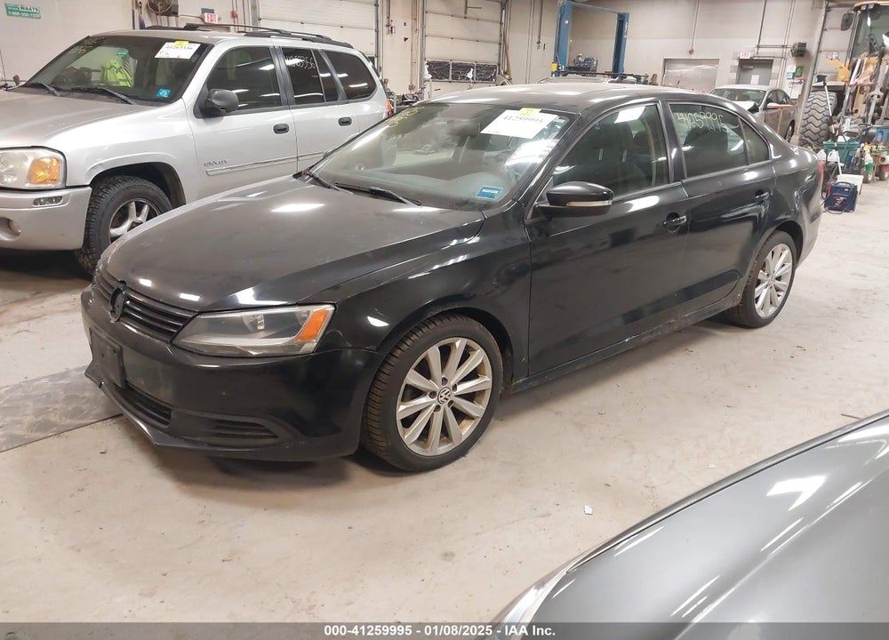 2011 VOLKSWAGEN JETTA 2.5L SE VIN: 3VWDZ7AJ3BM330011