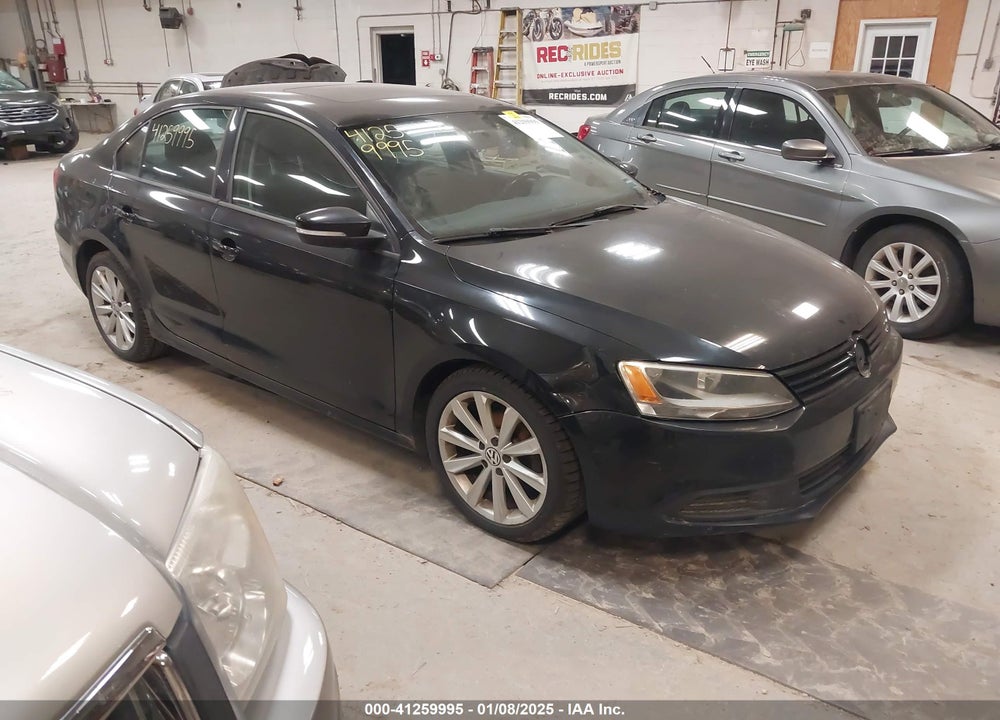 2011 VOLKSWAGEN JETTA 2.5L SE VIN: 3VWDZ7AJ3BM330011
