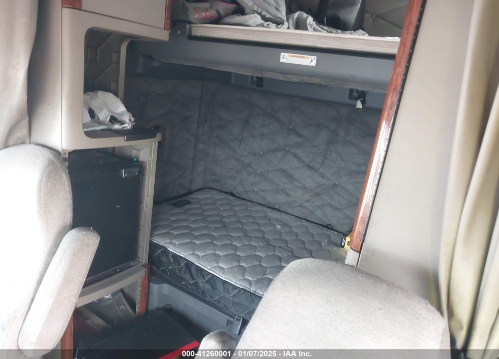 2015 FREIGHTLINER CASCADIA 125 VIN: 3AKJGLD50FSGM1387