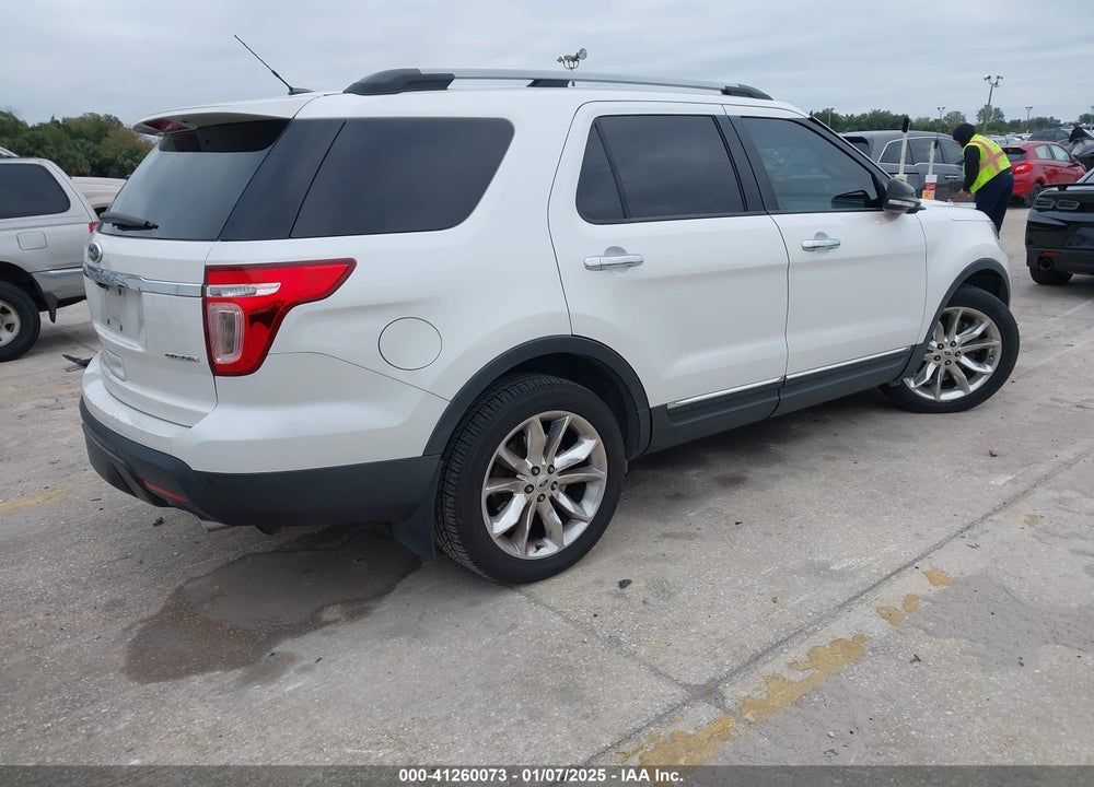 2014 FORD EXPLORER XLT VIN: 1FM5K7D85EGC55391